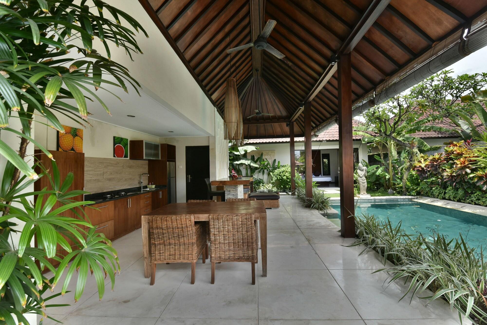 Katala Suites And Villas Sanur  Exterior photo