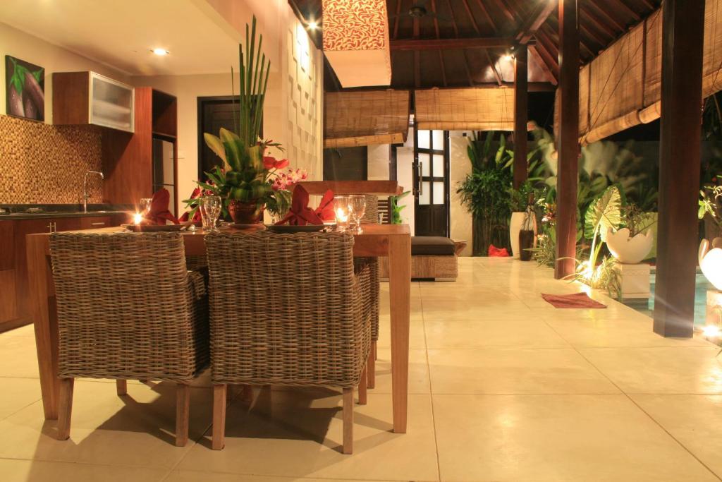 Katala Suites And Villas Sanur  Exterior photo